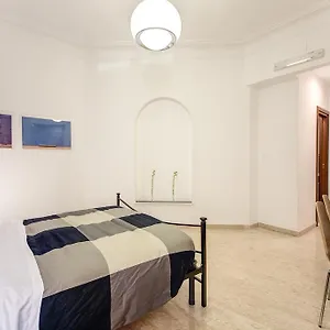 2* לינה וארוחת בוקר Locanderia